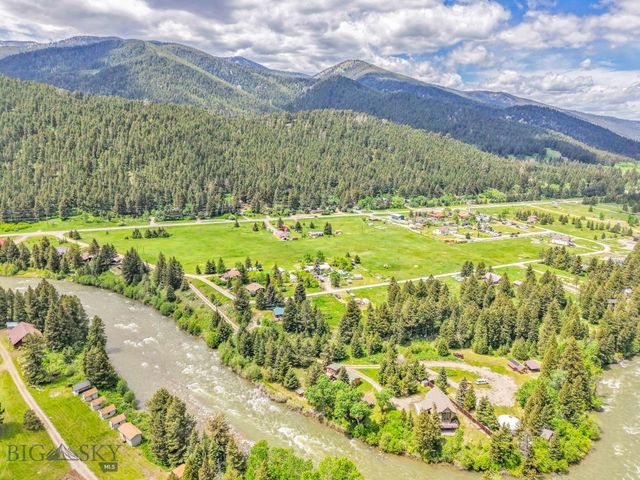 140 Luhn, Gallatin Gateway, MT 59730