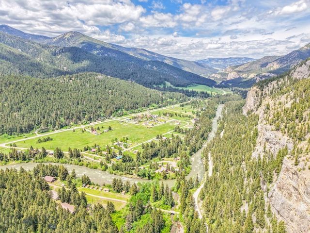 140 Luhn, Gallatin Gateway, MT 59730