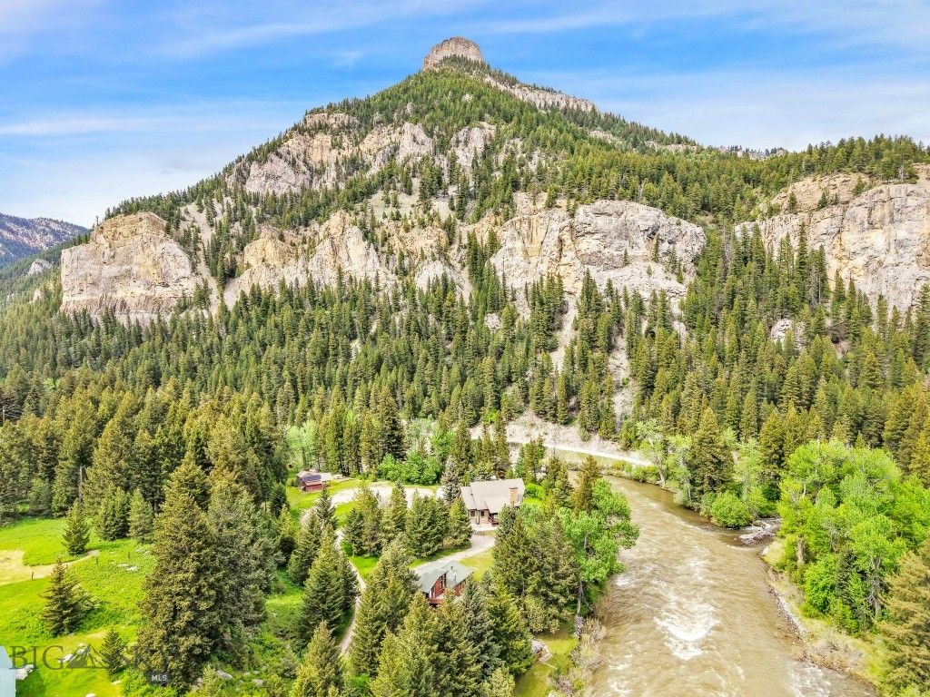 140 Luhn, Gallatin Gateway, MT 59730