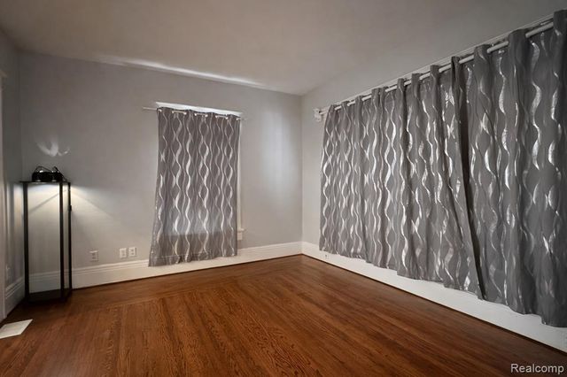 101 N Johnson Street, Pontiac, MI 48341