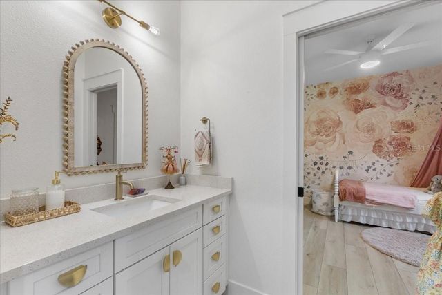 9061 KATHERINE WAY, Fanning Springs, FL 32693