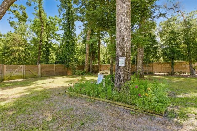 9061 KATHERINE WAY, Fanning Springs, FL 32693