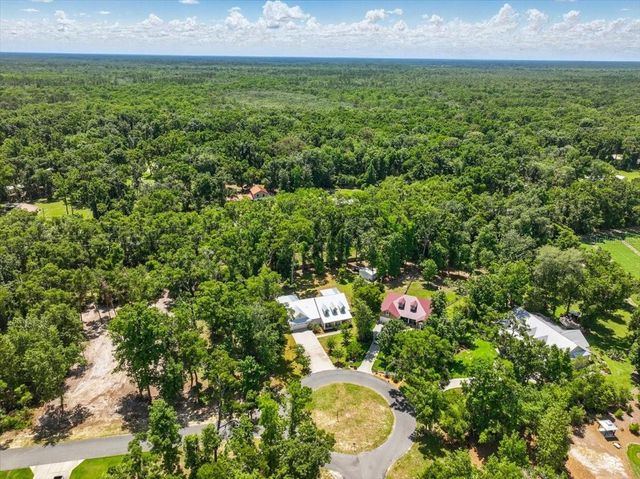 9061 KATHERINE WAY, Fanning Springs, FL 32693