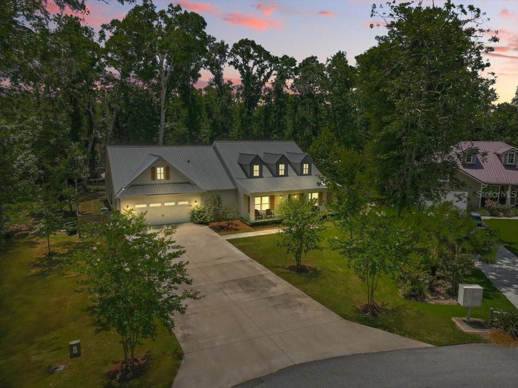 9061 KATHERINE WAY, Fanning Springs, FL 32693