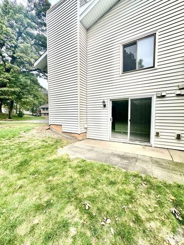 9872 7th Street NE, Blaine, MN 55434