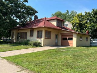 1203 4th Avenue, Menomonie, WI 54751