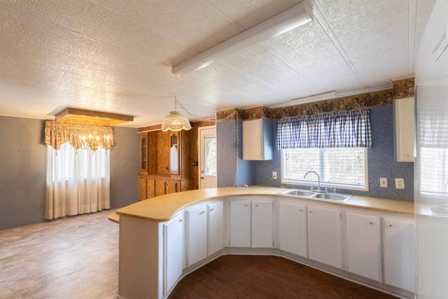 10505 Red Bud, New London, TX 75682