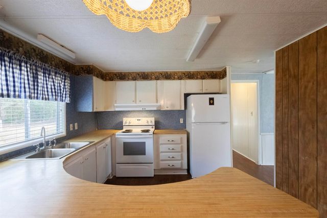 10505 Red Bud, New London, TX 75682