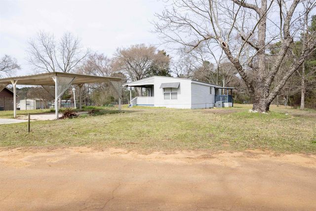 10505 Red Bud, New London, TX 75682