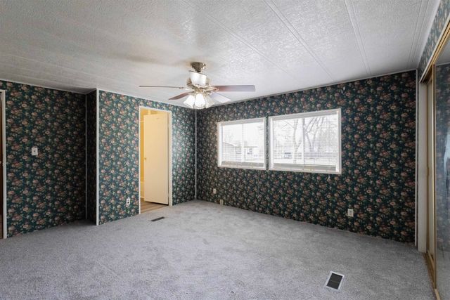 10505 Red Bud, New London, TX 75682