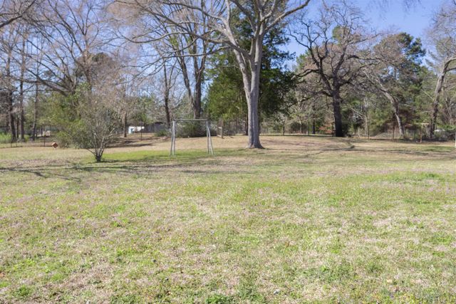 10505 Red Bud, New London, TX 75682