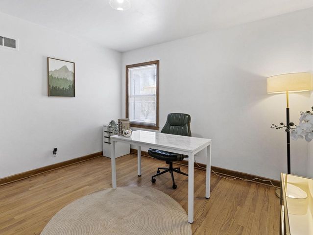 3893 N 40th STREET, Milwaukee, WI 53216