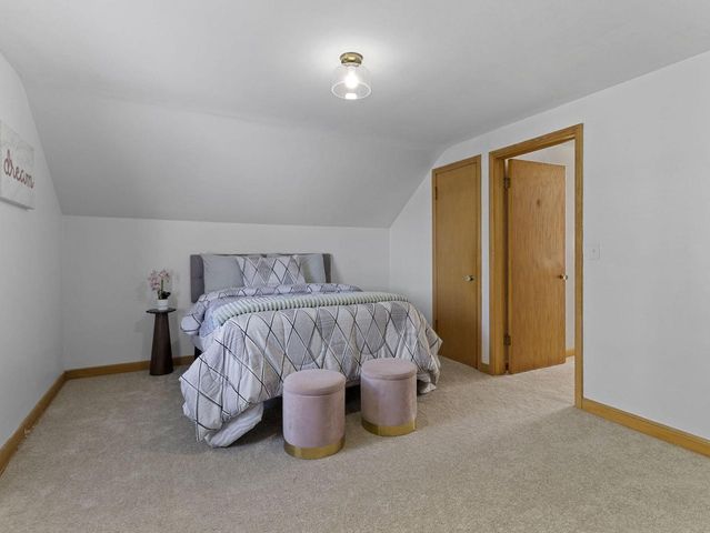 3893 N 40th STREET, Milwaukee, WI 53216