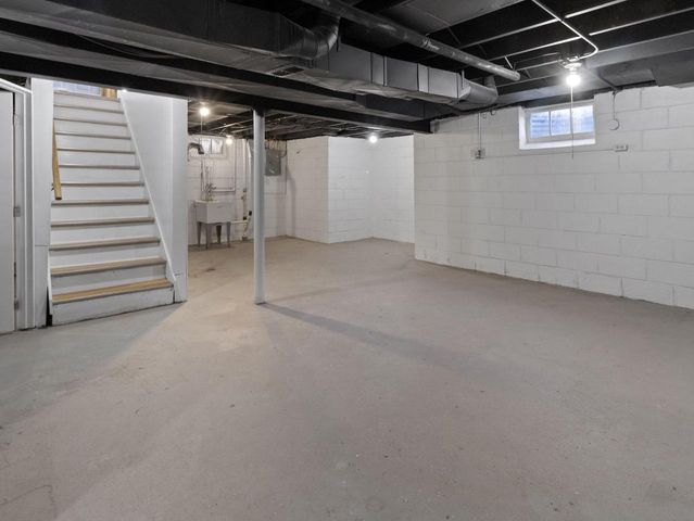 3893 N 40th STREET, Milwaukee, WI 53216