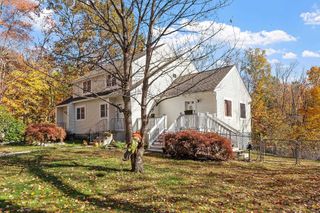 17 Pingree Hill Road R, Derry, NH 03038