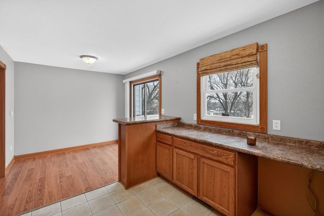 318 Fleetwood Drive, Des Moines, IA 50315