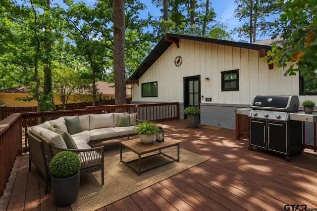 414 E Hideaway Ln, Hideaway, TX 75771