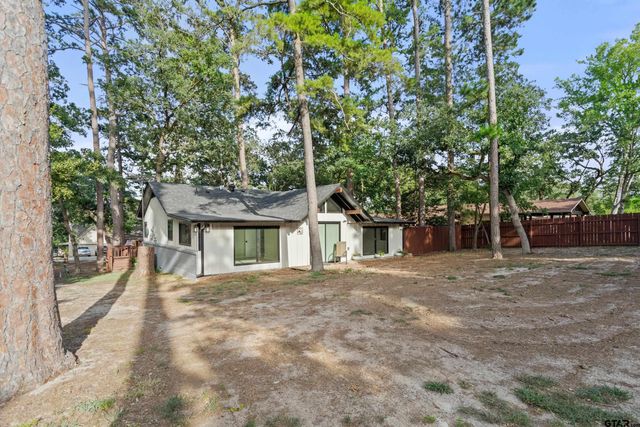 414 E Hideaway Ln, Hideaway, TX 75771
