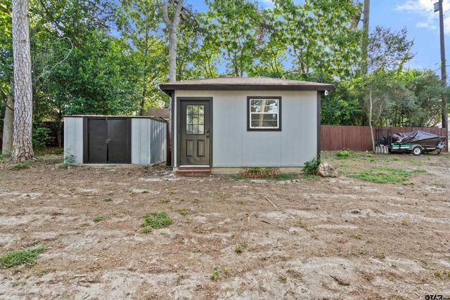 414 E Hideaway Ln, Hideaway, TX 75771