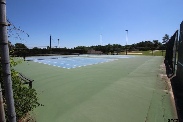 414 E Hideaway Ln, Hideaway, TX 75771