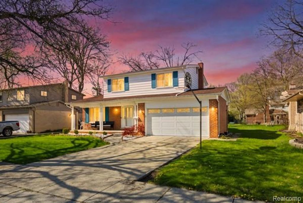 14018 Greentrees Street, Riverview, MI 48193