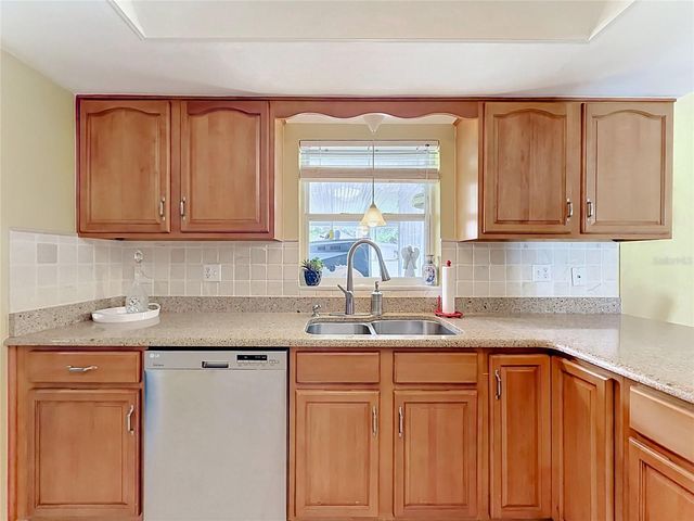 14482 110TH TERRACE, Largo, FL 33774