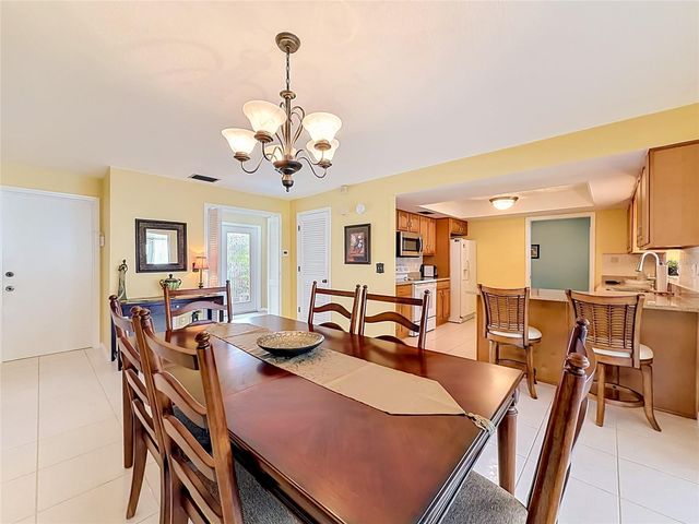 14482 110TH TERRACE, Largo, FL 33774