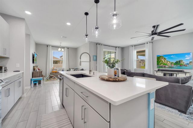 5728 IRON BRAND ROAD, St Cloud, FL 34771