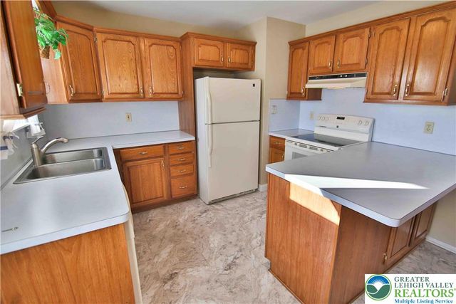 511 Faith Drive, Catasauqua Boro, PA 18032