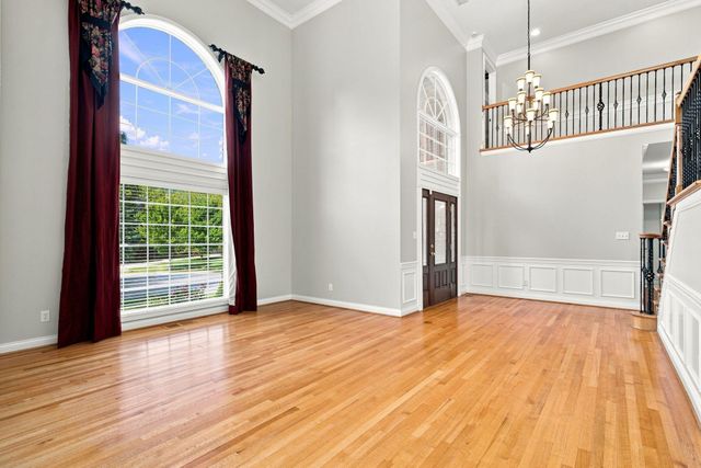 1300 Mumford Lane, Lexington, KY 40513