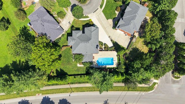 1300 Mumford Lane, Lexington, KY 40513
