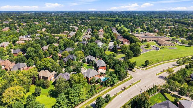 1300 Mumford Lane, Lexington, KY 40513