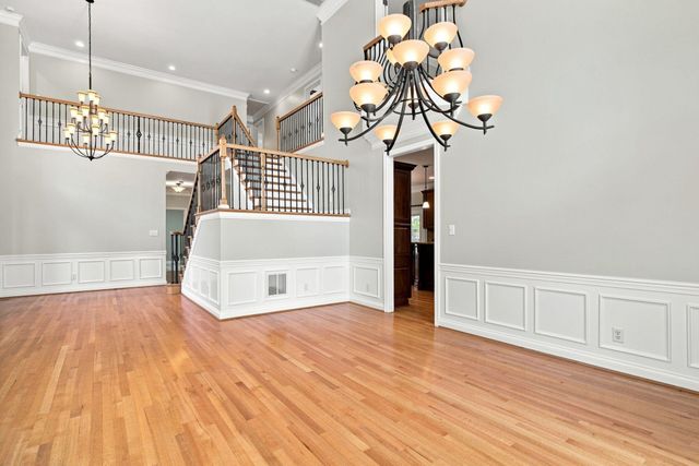 1300 Mumford Lane, Lexington, KY 40513
