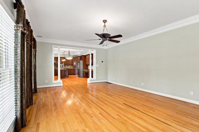 1300 Mumford Lane, Lexington, KY 40513