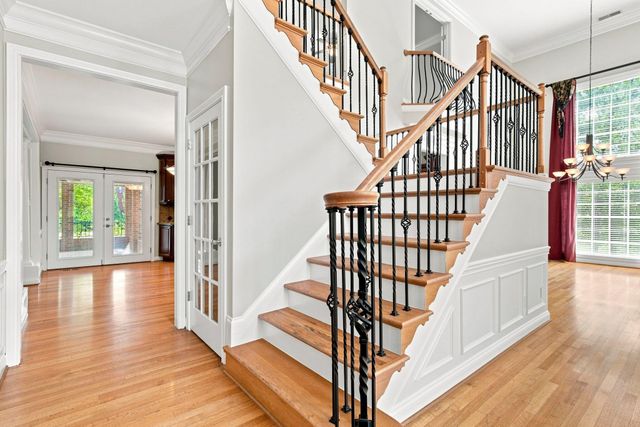 1300 Mumford Lane, Lexington, KY 40513