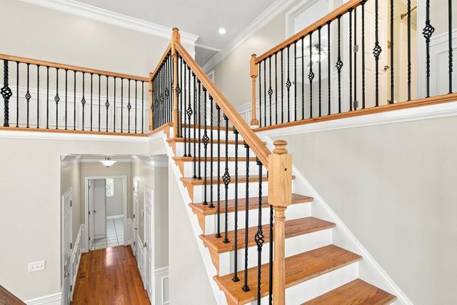 1300 Mumford Lane, Lexington, KY 40513