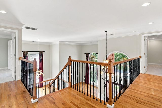 1300 Mumford Lane, Lexington, KY 40513