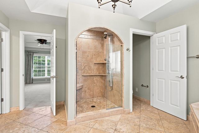 1300 Mumford Lane, Lexington, KY 40513