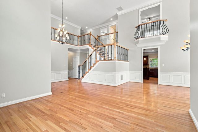 1300 Mumford Lane, Lexington, KY 40513