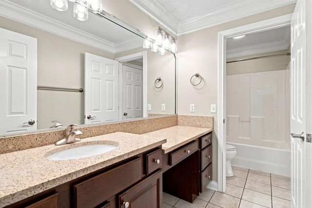1300 Mumford Lane, Lexington, KY 40513