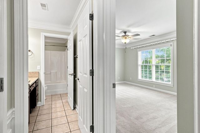 1300 Mumford Lane, Lexington, KY 40513