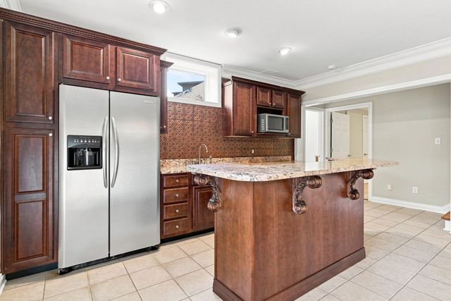 1300 Mumford Lane, Lexington, KY 40513