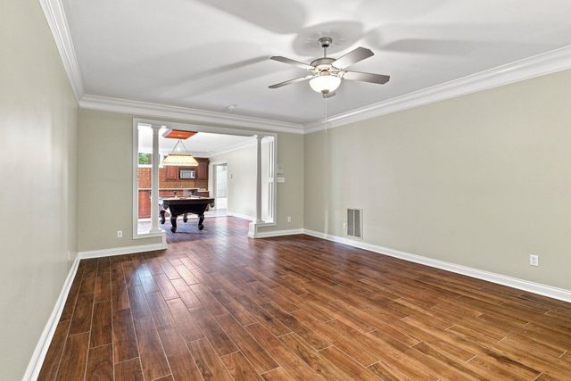 1300 Mumford Lane, Lexington, KY 40513