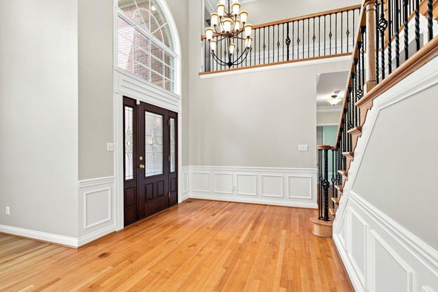 1300 Mumford Lane, Lexington, KY 40513