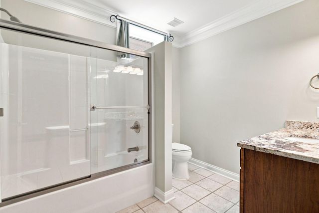 1300 Mumford Lane, Lexington, KY 40513