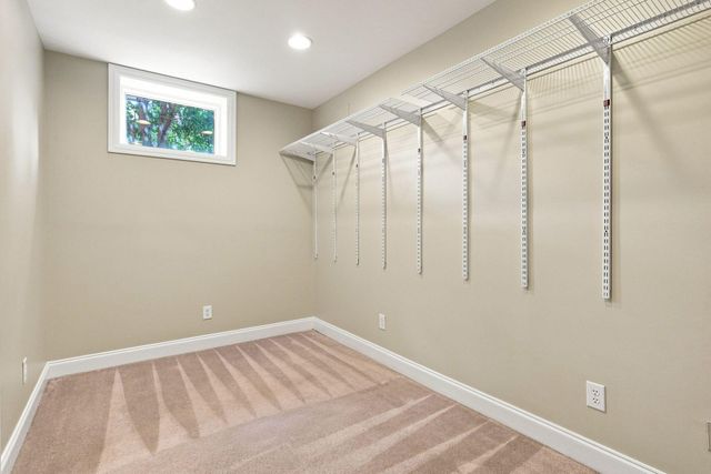 1300 Mumford Lane, Lexington, KY 40513