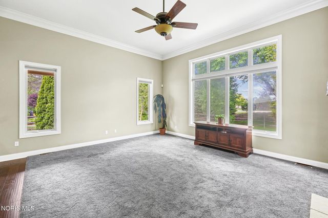 7522 Hickory Valley Drive, Maumee, OH 43537