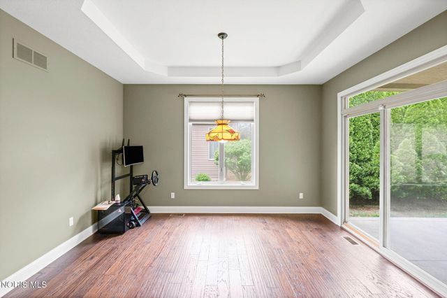 7522 Hickory Valley Drive, Maumee, OH 43537