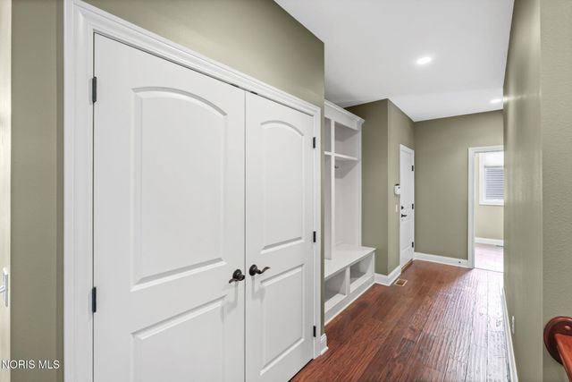 7522 Hickory Valley Drive, Maumee, OH 43537