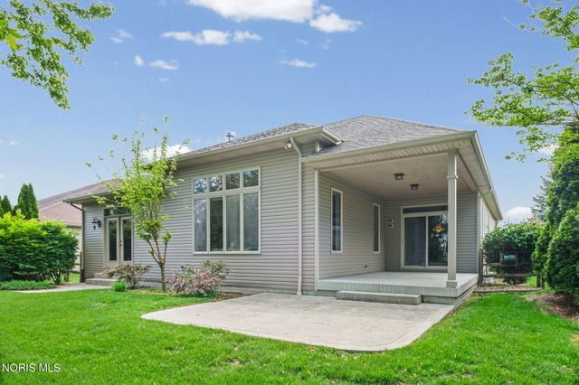 7522 Hickory Valley Drive, Maumee, OH 43537